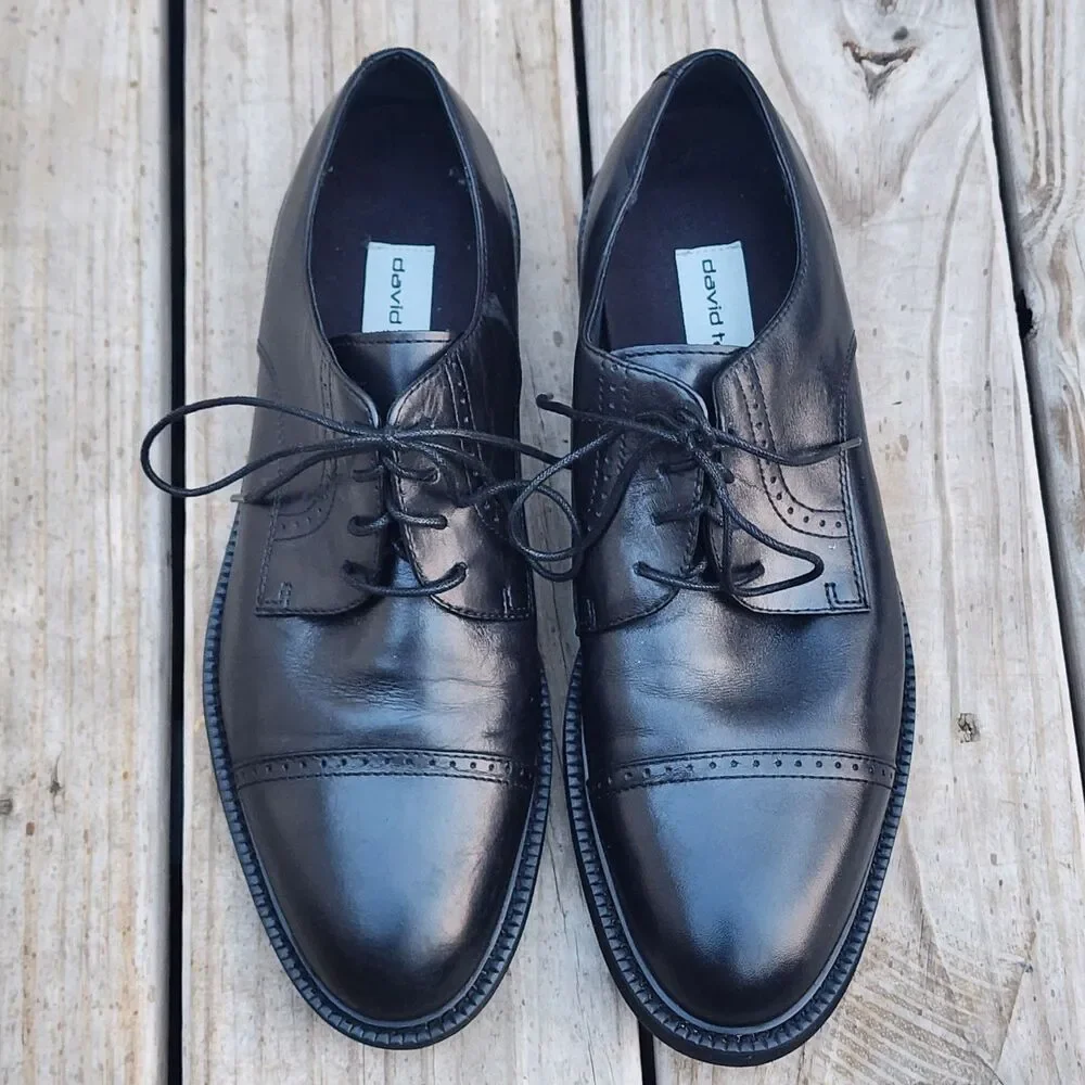 David Taylor Men’s Size 8.5 Oxford Black Leather Brogue Round Cap Toe Lace Shoes